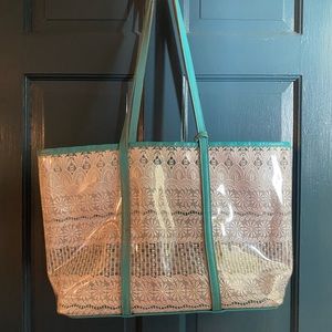 Clever Carriage lace tote